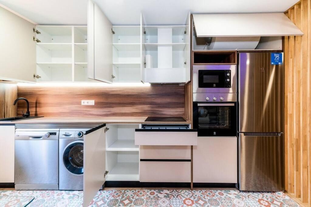 Modern Apartment Close To The City Center And Alhambra Granada Eksteriør bilde
