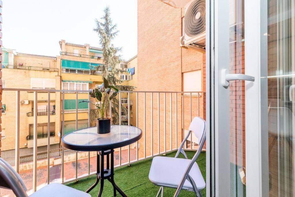Modern Apartment Close To The City Center And Alhambra Granada Eksteriør bilde