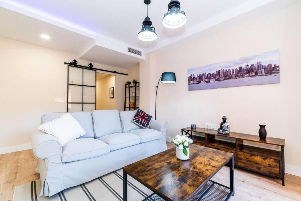 Modern Apartment Close To The City Center And Alhambra Granada Eksteriør bilde