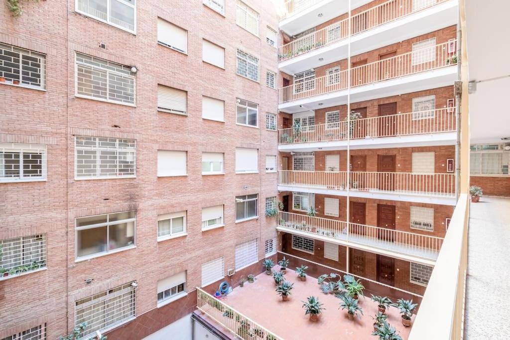 Modern Apartment Close To The City Center And Alhambra Granada Eksteriør bilde