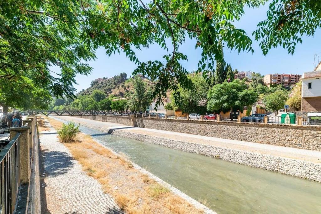 Modern Apartment Close To The City Center And Alhambra Granada Eksteriør bilde