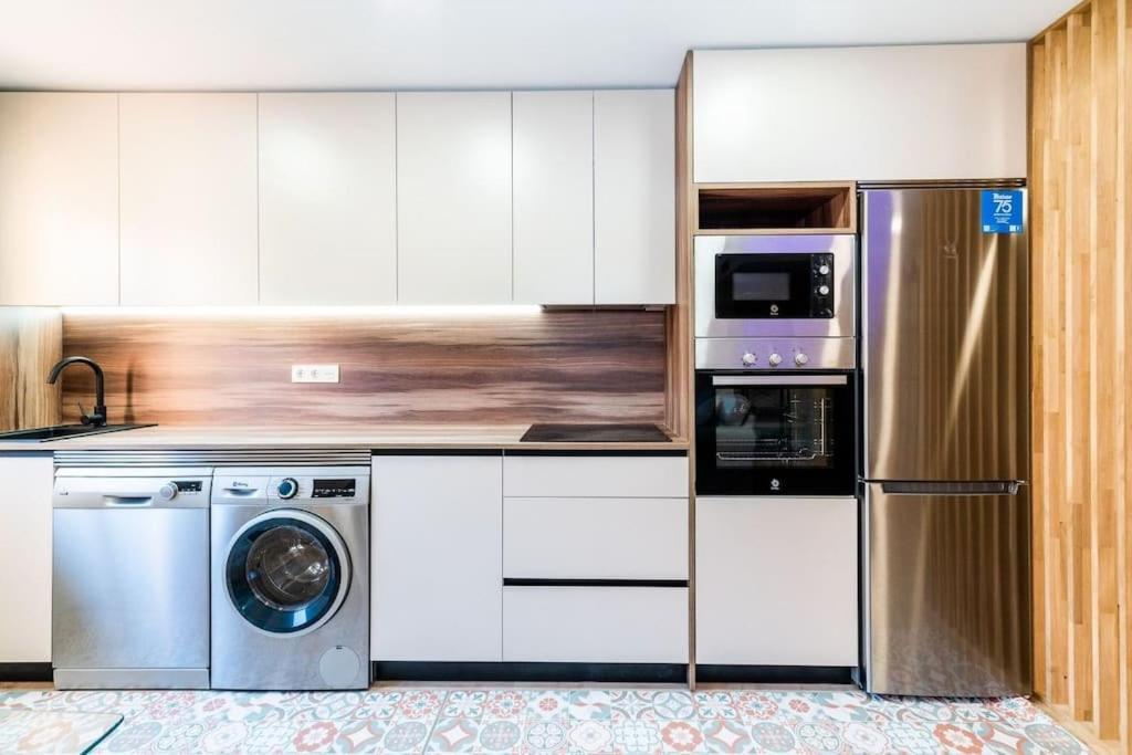Modern Apartment Close To The City Center And Alhambra Granada Eksteriør bilde